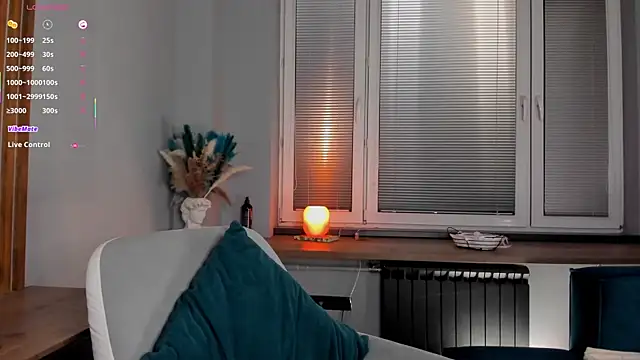 OssieCrews' Live XXX Chat