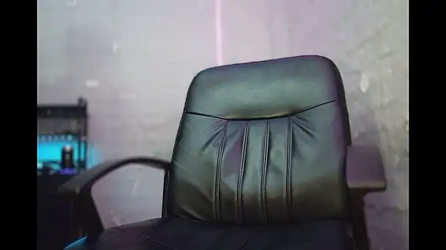 Pertunjukan Kamera Web DanielsCock420