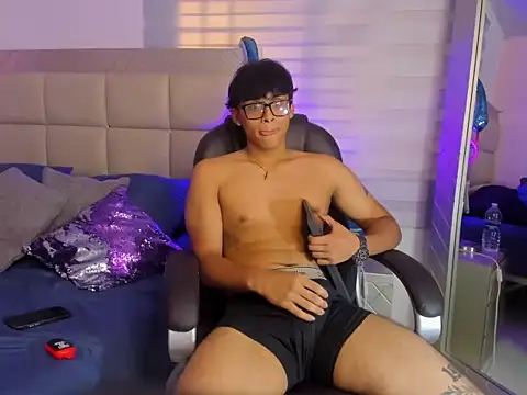 Вебкам-шоу mathias_oberlin