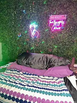 แชท XXX สดของ RenaThickAss