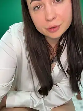 dreams4u Adlı Modelin Canlı XXX Sohbeti