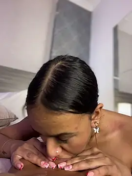 MiilaBlake Live XXX-Chat