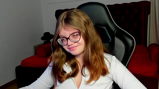 XXX chat uživo modela ChloeHalses