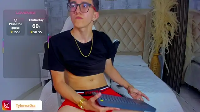 TylerCross_ 即時 XXX 聊天