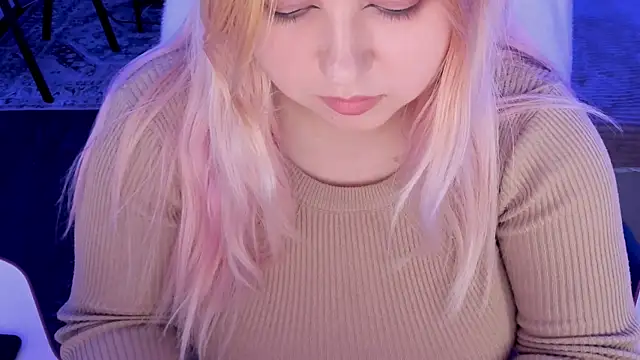 DiaAngell: онлайн-секс-чат