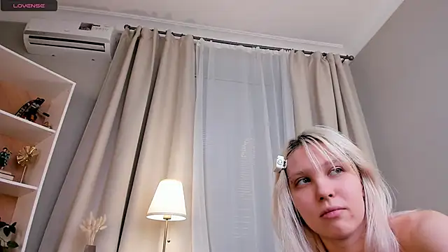 ErinBissonnette 即時 XXX 聊天