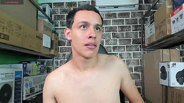 Show de 69osiris na webcam