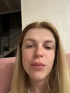 HarrietDartn Live XXX chat