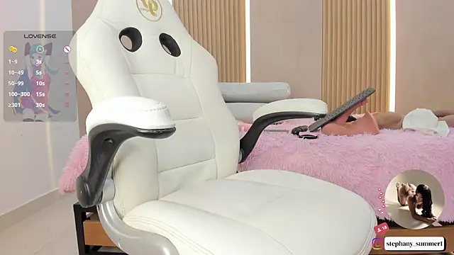 stephany_summer Adlı Modelin Canlı XXX Sohbeti