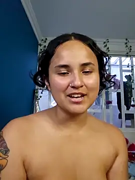 IncognitoLive1 Adlı Modelin Canlı XXX Sohbeti