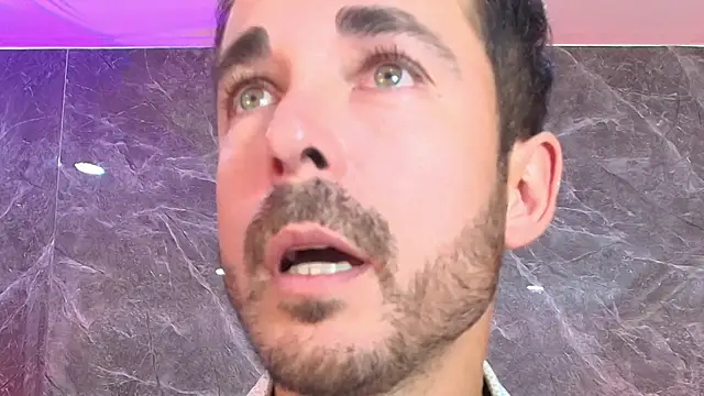 Adams_Sanz webkamerás műsora