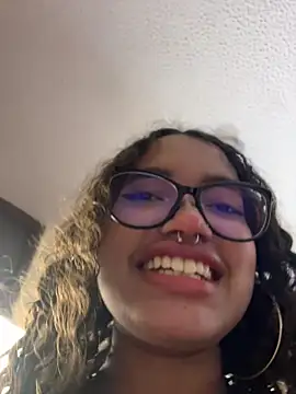 Bunny_fire Adlı Modelin Canlı XXX Sohbeti