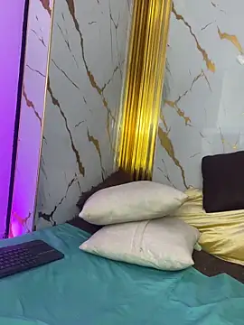 dianamilf Chat XXX in diretta