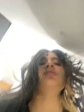 mysteriousgirl20's Live XXX Chat