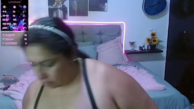 Chat XXX ao vivo de Keyla01_