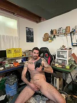 Czat XXX na żywo – Mikejjone