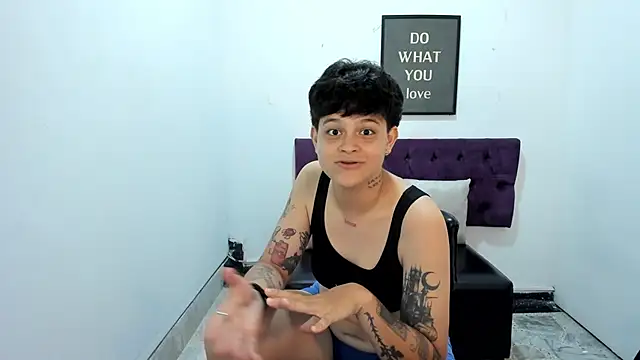 Czat XXX na żywo – TomBoy_Natali