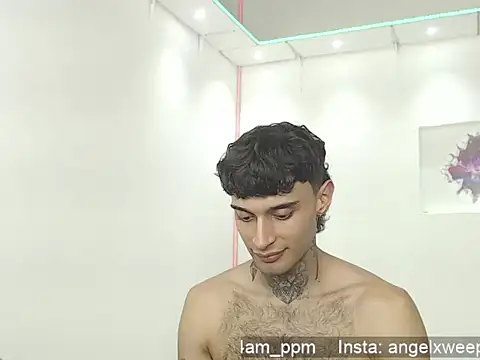 yourxcyberxangel's Live XXX Chat