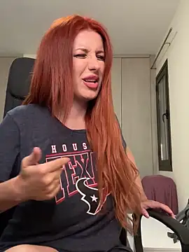 RoxxyDallas: вебкам-шоу