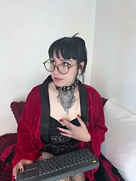 Ravenna666_ – Naživo XXX chat