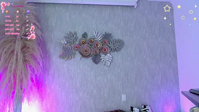 Chat +18 de laraa_jeean ao vivo