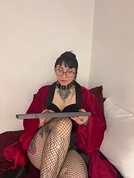 Živý XXX chat Ravenna666_