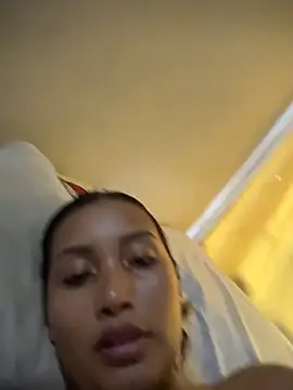 Genesis_18_ élő XXX-chatje