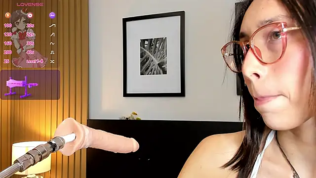 doll_bella_'s Live XXX Chat