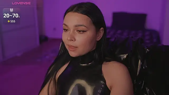 Dominatrix_AliceのライブXXXチャット