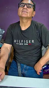 Pokazy przed kamerką – modelodebarro