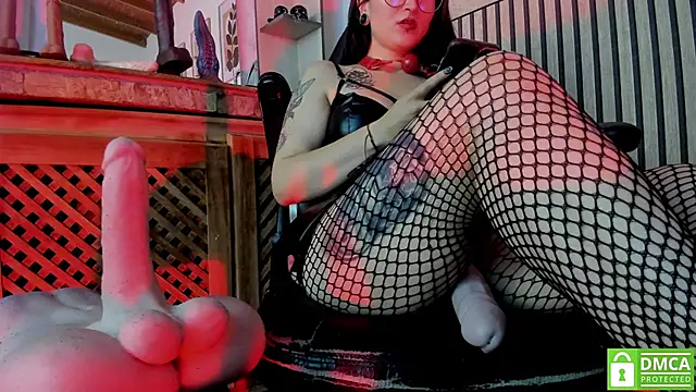 madame_ibby: απευθείας συνομιλία ΧΧΧ