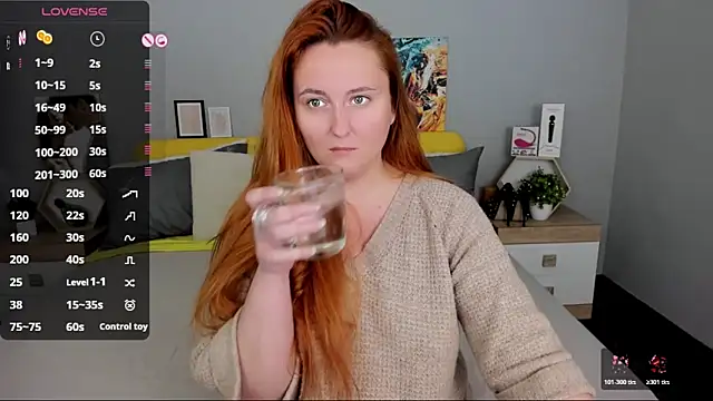 BabeLessi: απευθείας συνομιλία ΧΧΧ