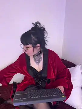 Ravenna666_ Live XXX-Chat