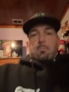 RobsBigD Show in webcam