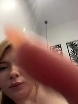 _Leya_ Adlı Modelin Canlı XXX Sohbeti