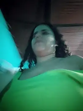 ValeriaSantos-'s Live XXX Chat