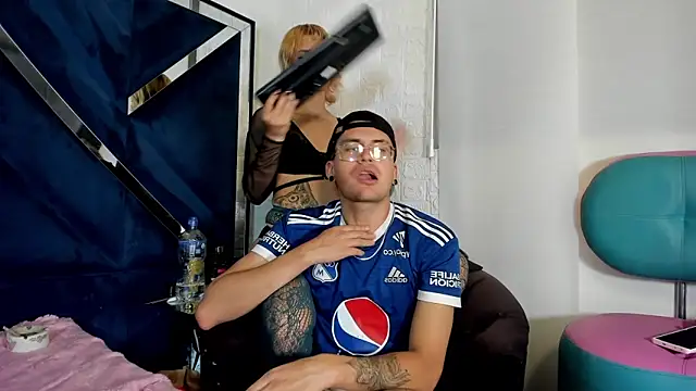 BarbieAndMax Webcam Show