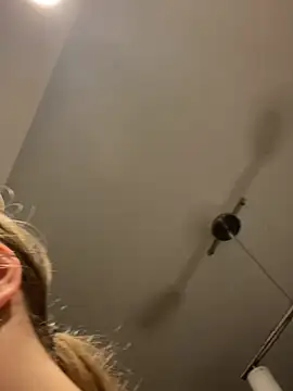 elliepixie Show in webcam