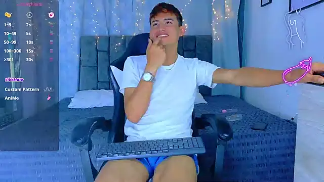 NicolasTorrez's Webcam Show