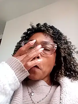 BiiancaEstradaan Live XXX chat