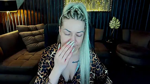 Anna_Snows 现场XXX聊天