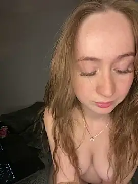 FreyasTimee's Live XXX Chat