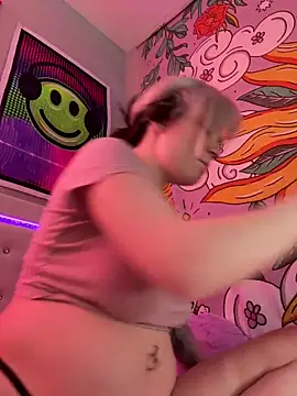 Cutiepiespanks' Live XXX Chat