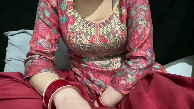 Komal_panjabi_girl Show in webcam