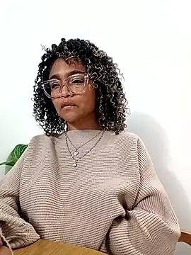 Chat +18 de BiiancaEstradaa ao vivo