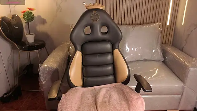 Chat +18 de _ceeleste_cute_ ao vivo