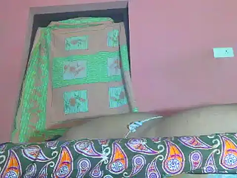 Horny_MALLU_6 网络视讯表演