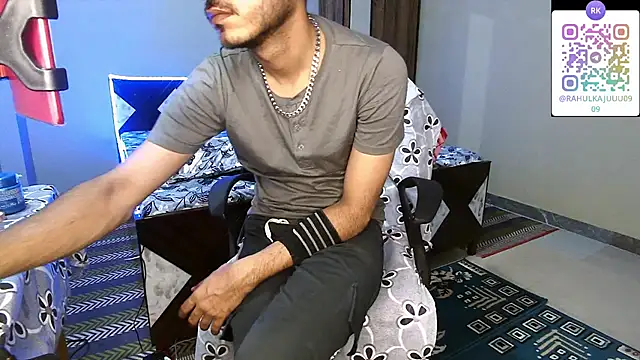 rahulkajuuu0909のライブXXXチャット