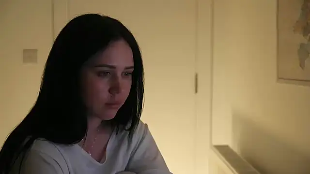 mira_mmira Chat XXX live