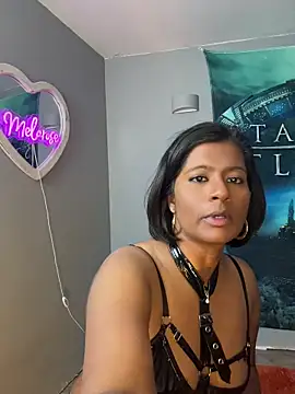 Melarose82 Chat XXX live